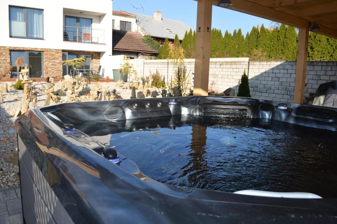 Apartmány Olšovská Bzenec Exterior foto